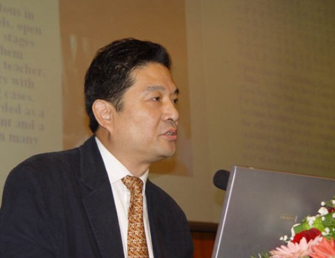 丁钢先生受聘天津师范大学客座教授并做客求是讲坛